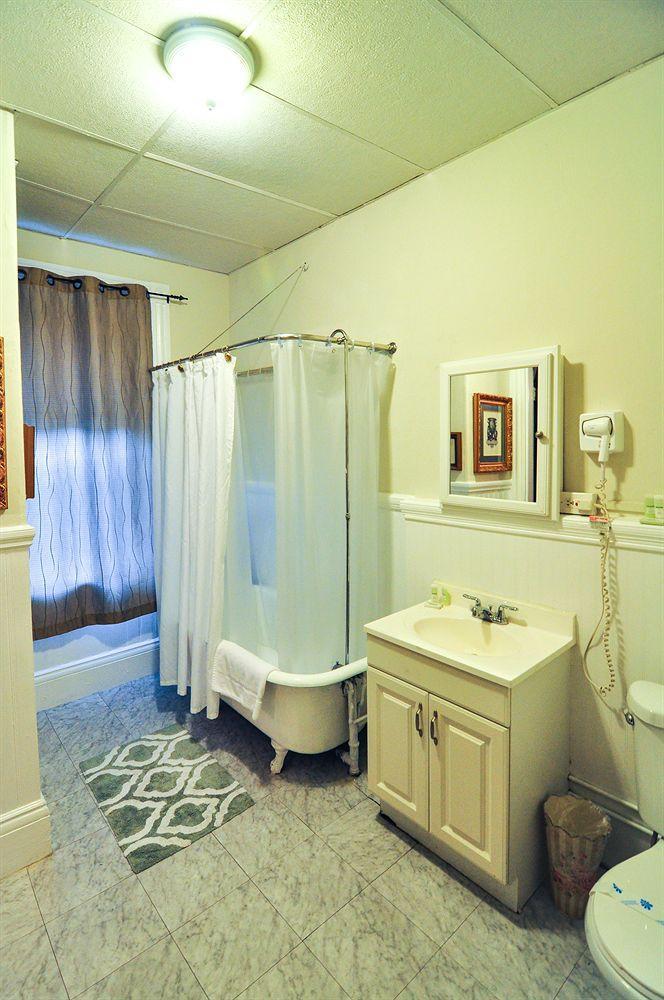 Beacon Inn 1087 Brookline Luaran gambar