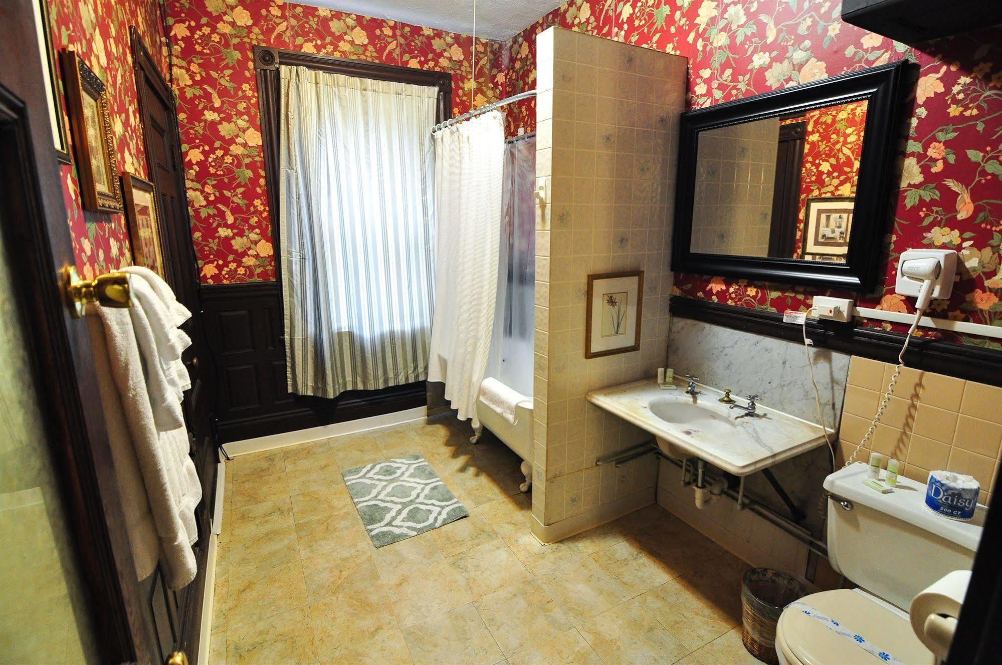 Beacon Inn 1087 Brookline Luaran gambar